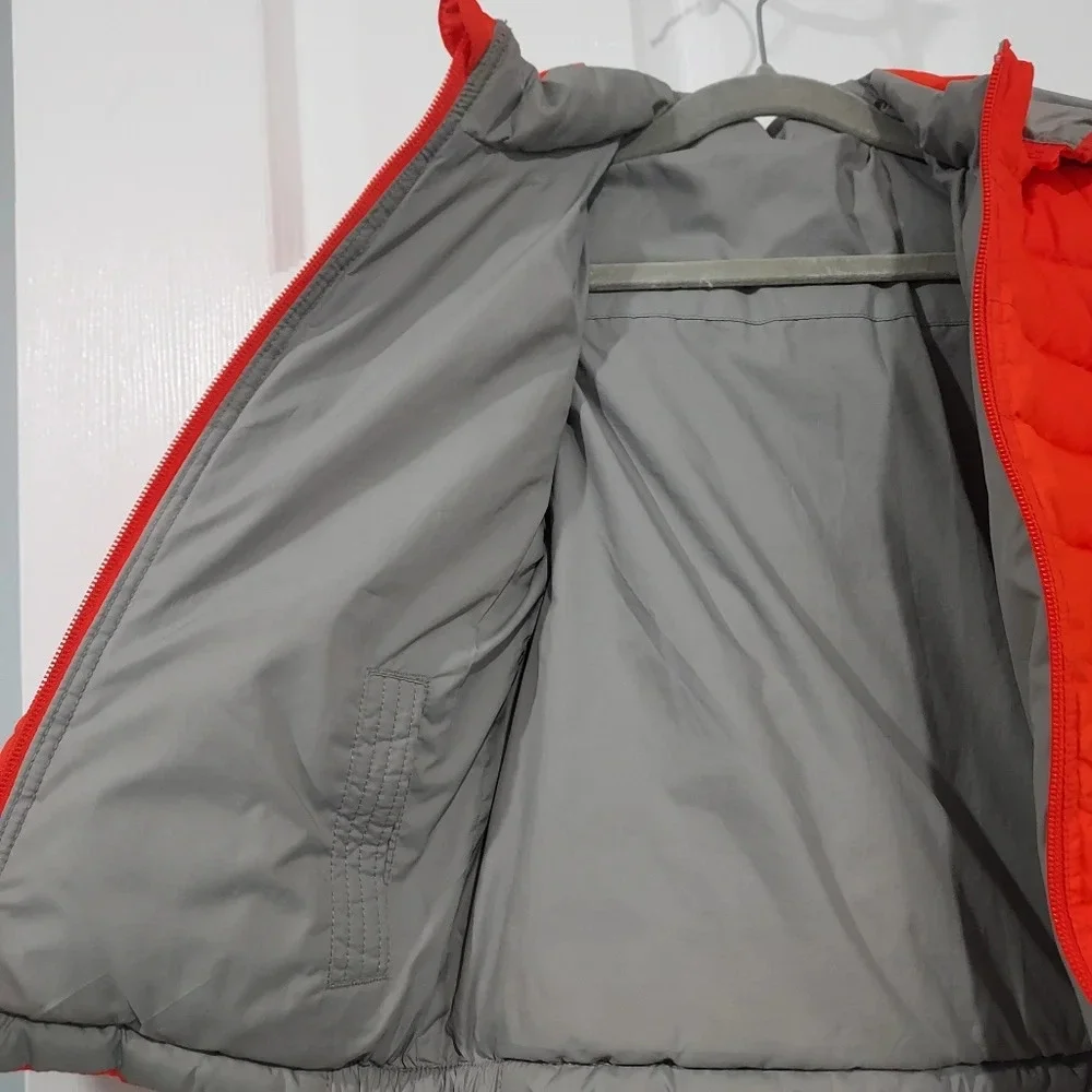Baby Gap Orange to Gray Reversible Puffer Jacket in Size Toddler 2 Years